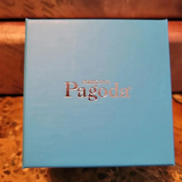 Silver Heart Pendant Necklace - Picture 5 of 5